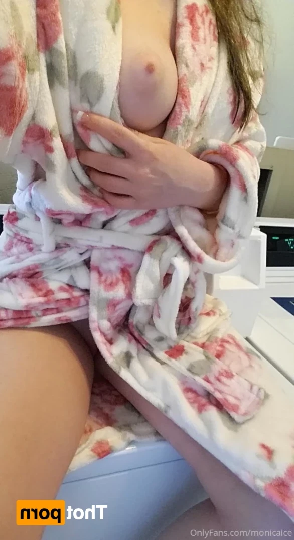 EmeryEverest (PaleLikeIce) [ emeryeverest ] Onlyfans leaked photo 15007914 on Hotleaks.tv