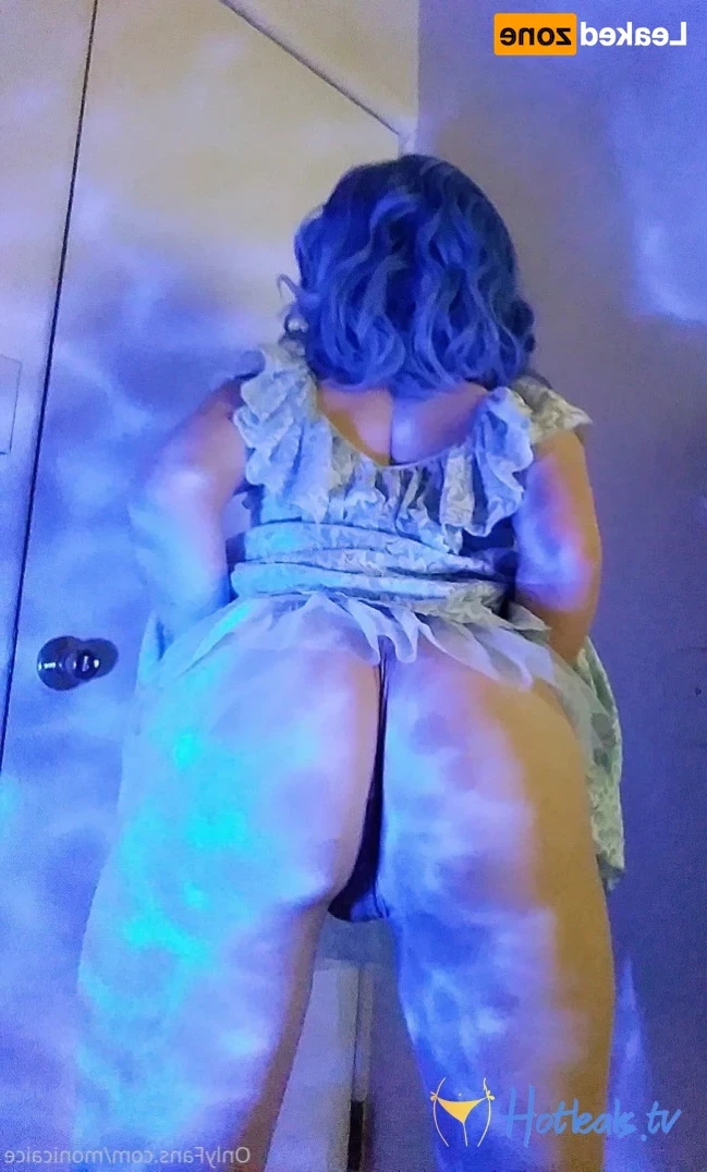EmeryEverest (PaleLikeIce) [ emeryeverest ] Onlyfans leaked photo 15230765 on Hotleaks.tv