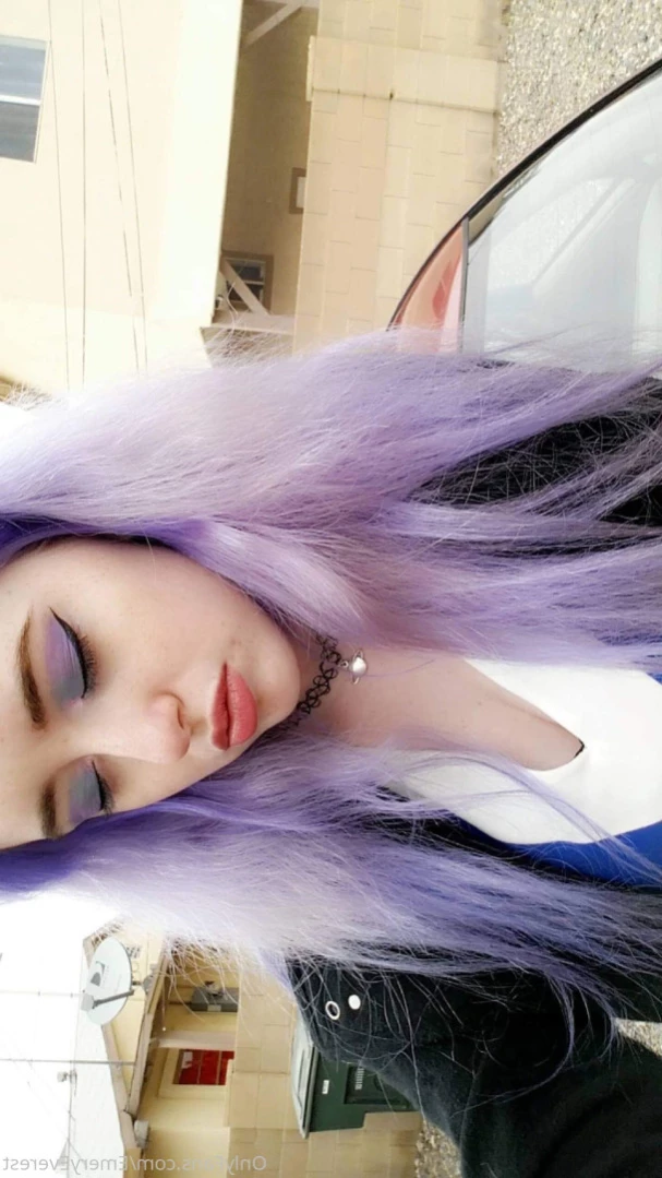 EmeryEverest (PaleLikeIce) [ emeryeverest ] Onlyfans leaked photo 16098530 on Hotleaks.tv