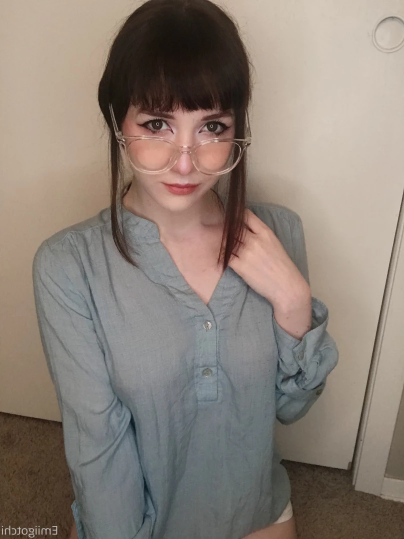 Emi [ emiigotchi ] Onlyfans leaked photo 12038229 on Hotleaks.tv