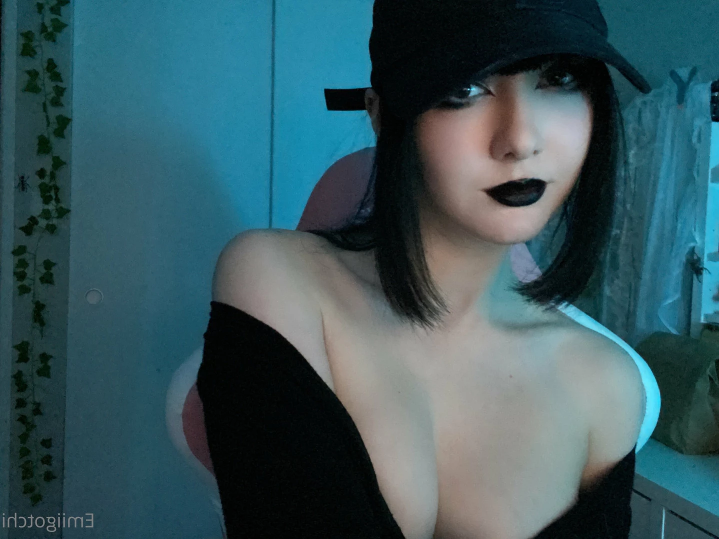 Emi [ emiigotchi ] Onlyfans leaked photo 12289068 on Hotleaks.tv