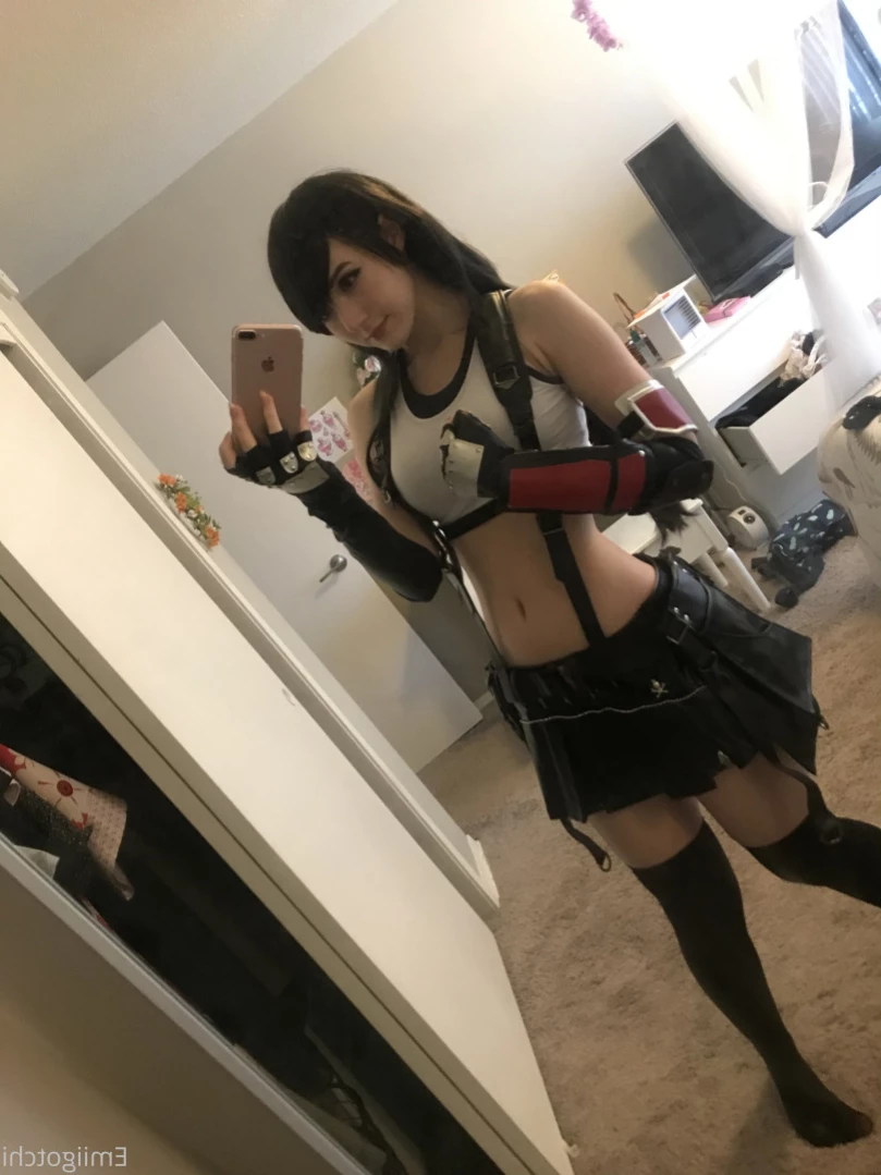 Emi [ emiigotchi ] Onlyfans leaked photo 12721402 on Hotleaks.tv
