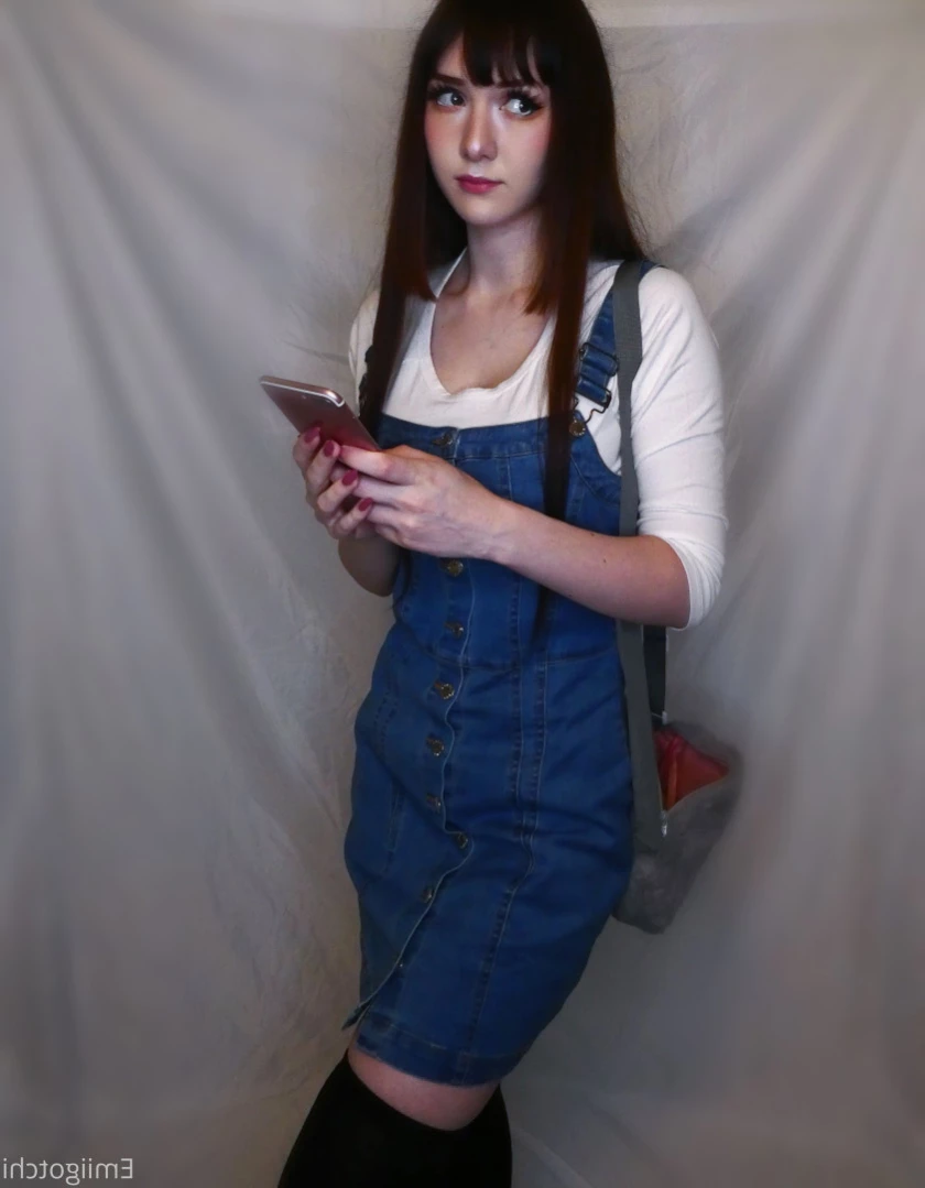 Emi [ emiigotchi ] Onlyfans leaked photo 12722902 on Hotleaks.tv