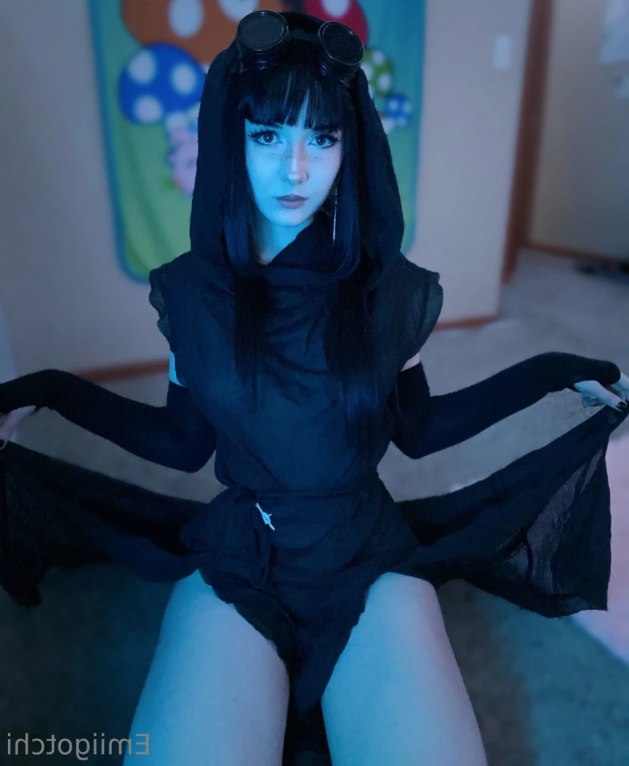 Emi [ emiigotchi ] Onlyfans leaked photo 12725137 on Hotleaks.tv