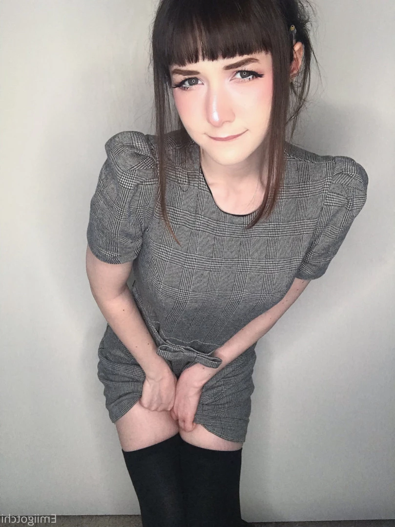 Emi [ emiigotchi ] Onlyfans leaked photo 12726653 on Hotleaks.tv