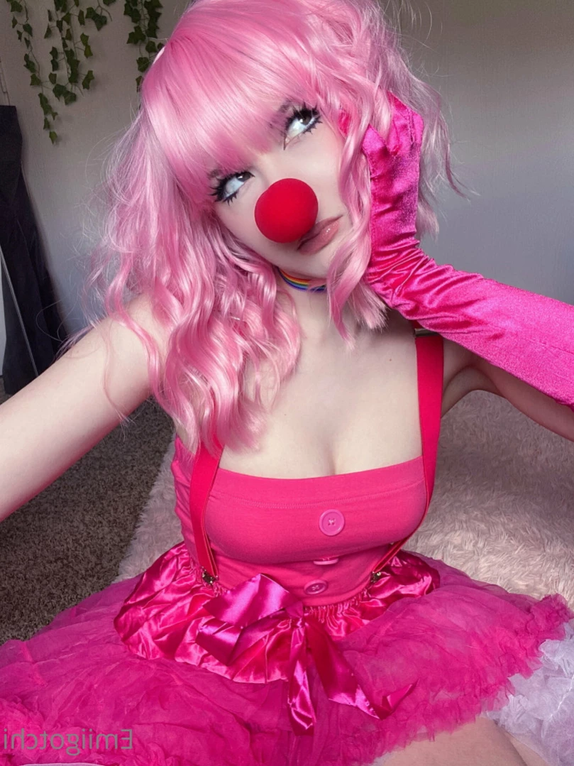 Emi [ emiigotchi ] Onlyfans leaked photo 12726975 on Hotleaks.tv