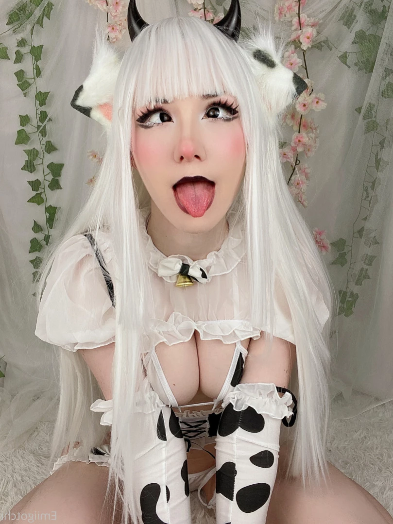 Emi [ emiigotchi ] Onlyfans leaked photo 12729137 on Hotleaks.tv