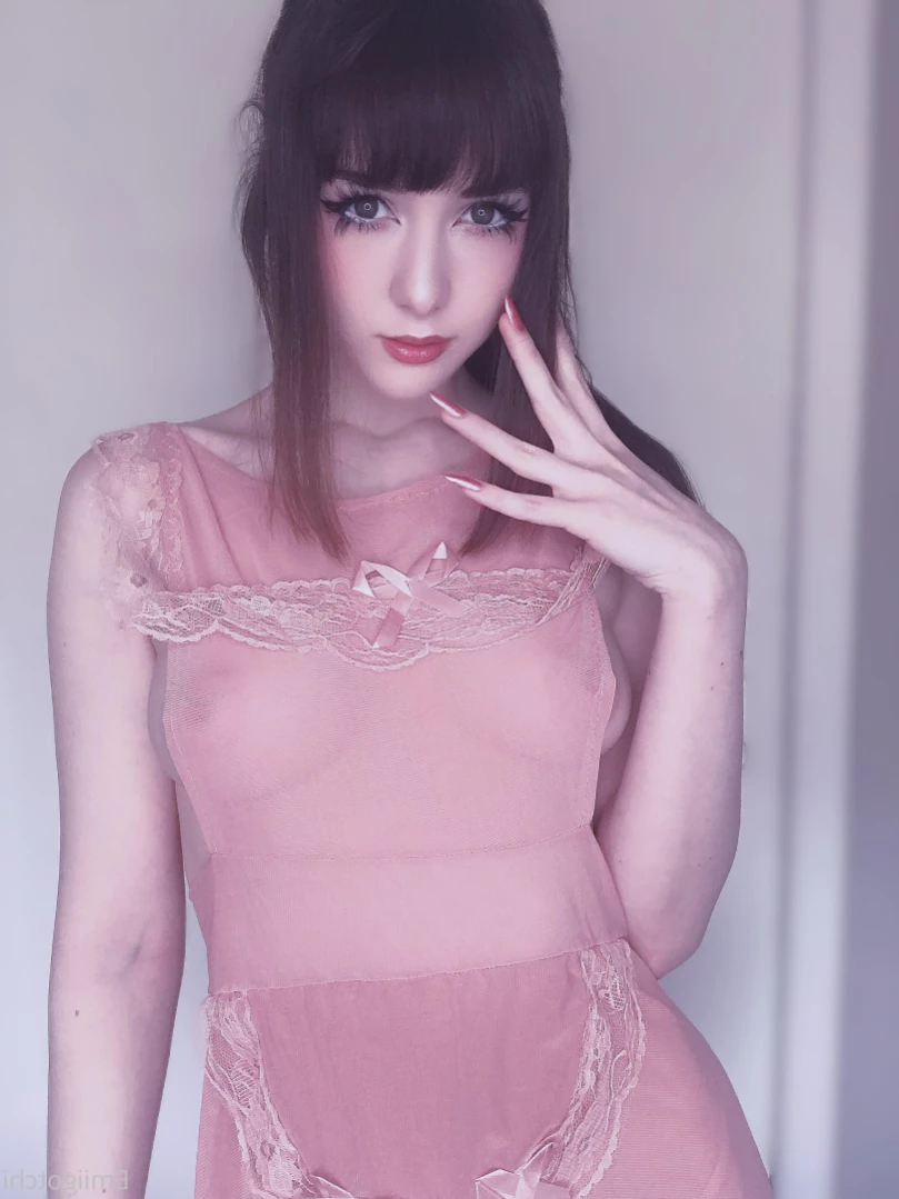 Emi [ emiigotchi ] Onlyfans leaked photo 12729294 on Hotleaks.tv