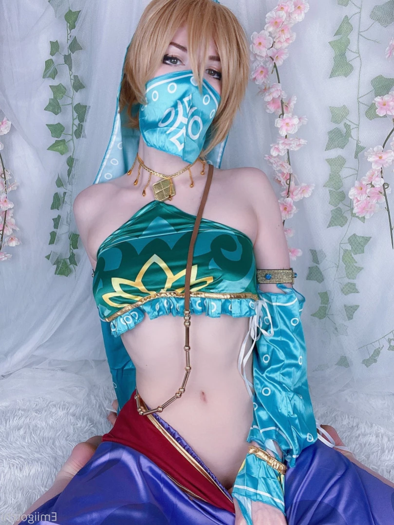 Emi [ emiigotchi ] Onlyfans leaked photo 12730346 on Hotleaks.tv