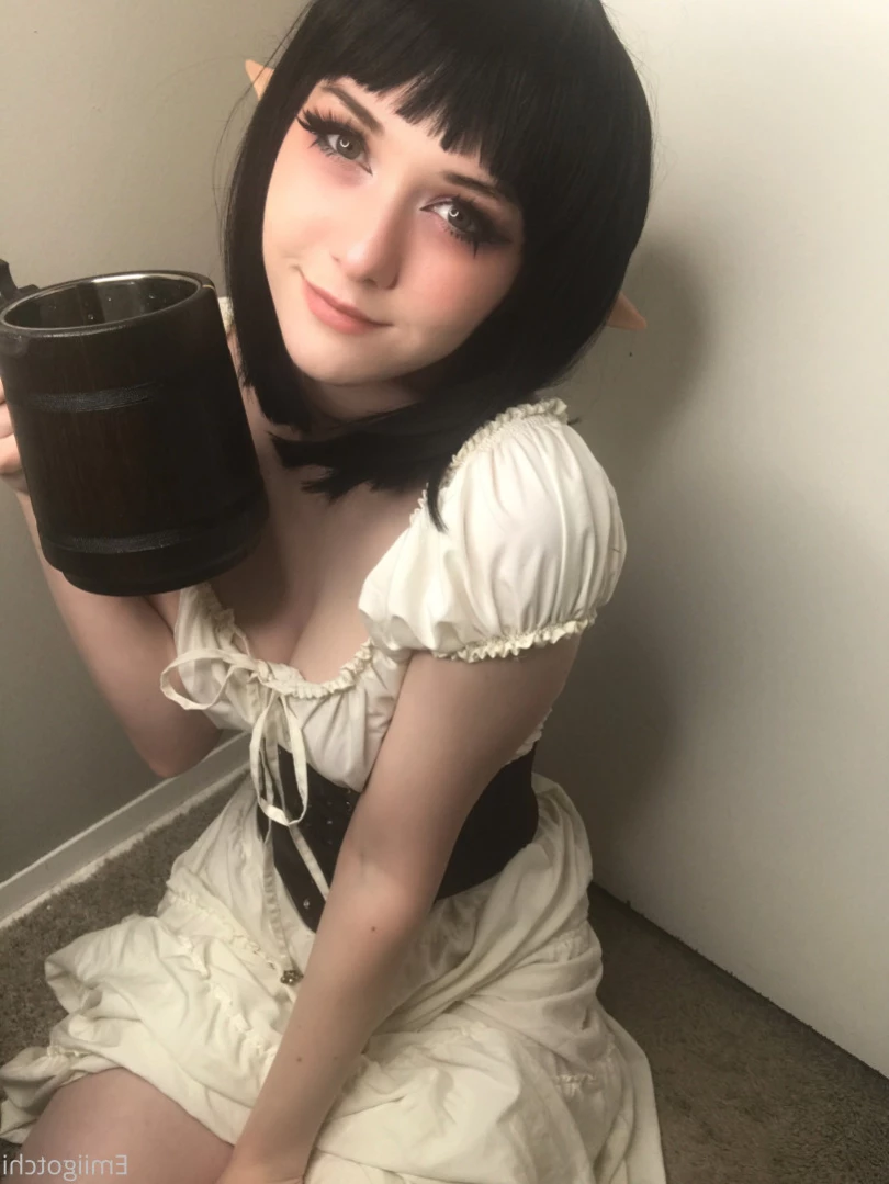 Emi [ emiigotchi ] Onlyfans leaked photo 12730414 on Hotleaks.tv