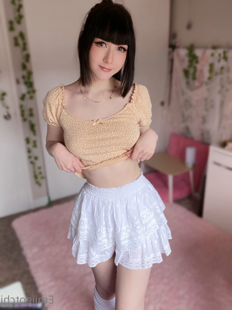 Emi [ emiigotchi ] Onlyfans leaked photo 12730568 on Hotleaks.tv