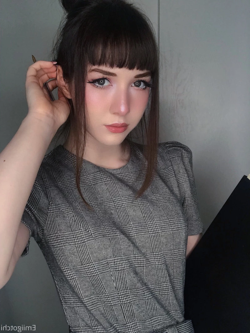 Emi [ emiigotchi ] Onlyfans leaked photo 12730635 on Hotleaks.tv