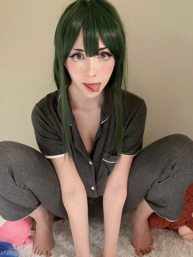 Emi [ emiigotchi ] Onlyfans leaked photo 12730910 on Hotleaks.tv
