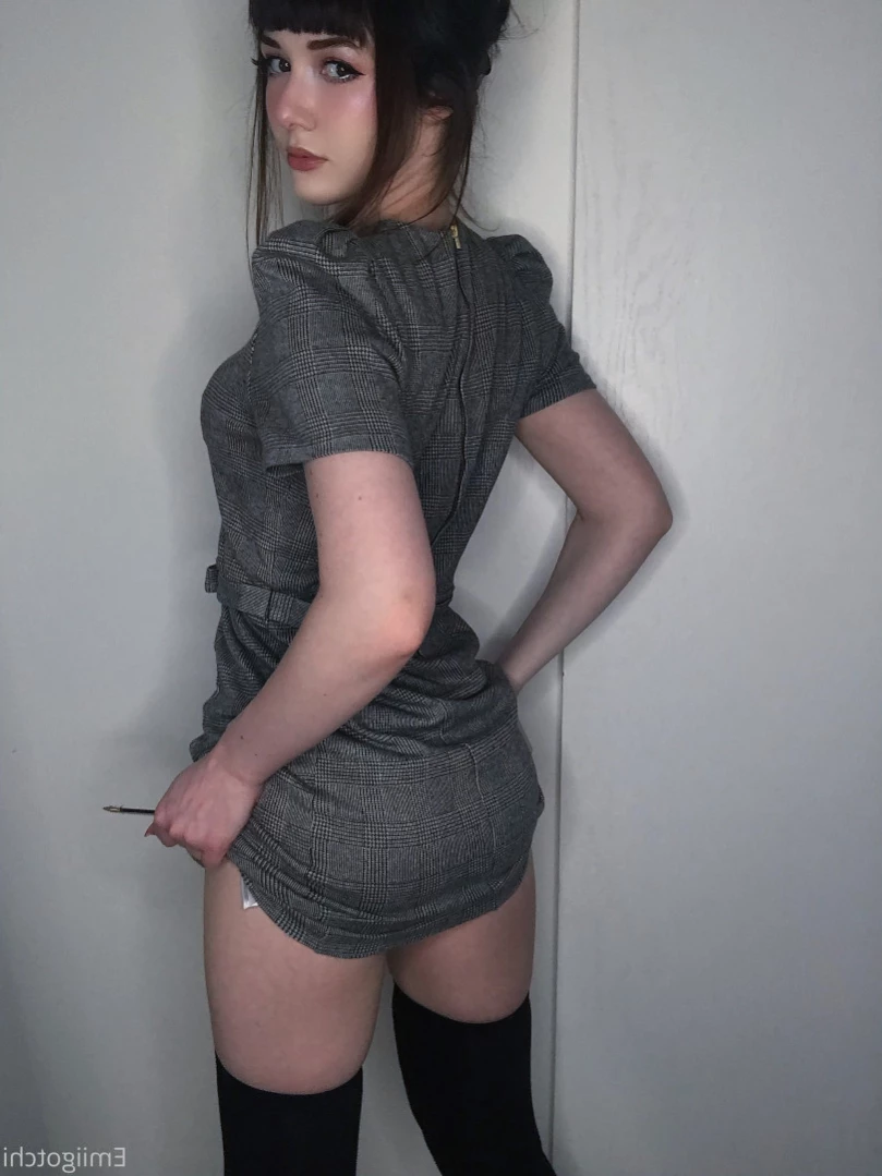 Emi [ emiigotchi ] Onlyfans leaked photo 12733181 on Hotleaks.tv