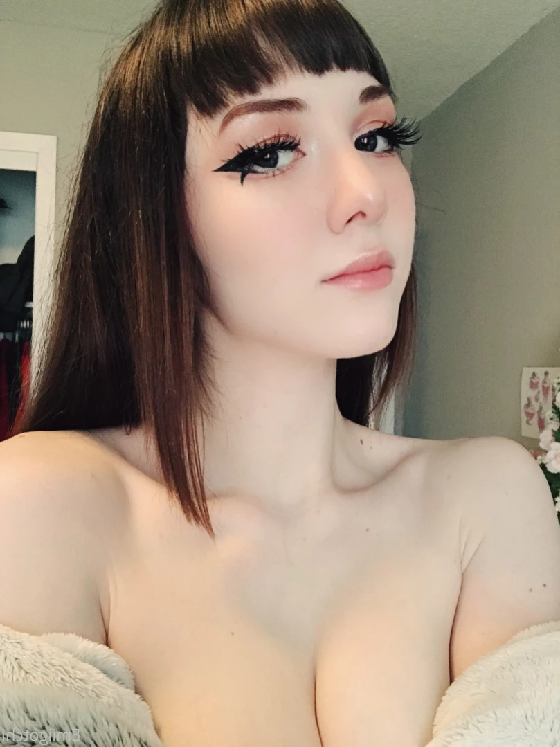 Emi [ emiigotchi ] Onlyfans leaked photo 12814871 on Hotleaks.tv