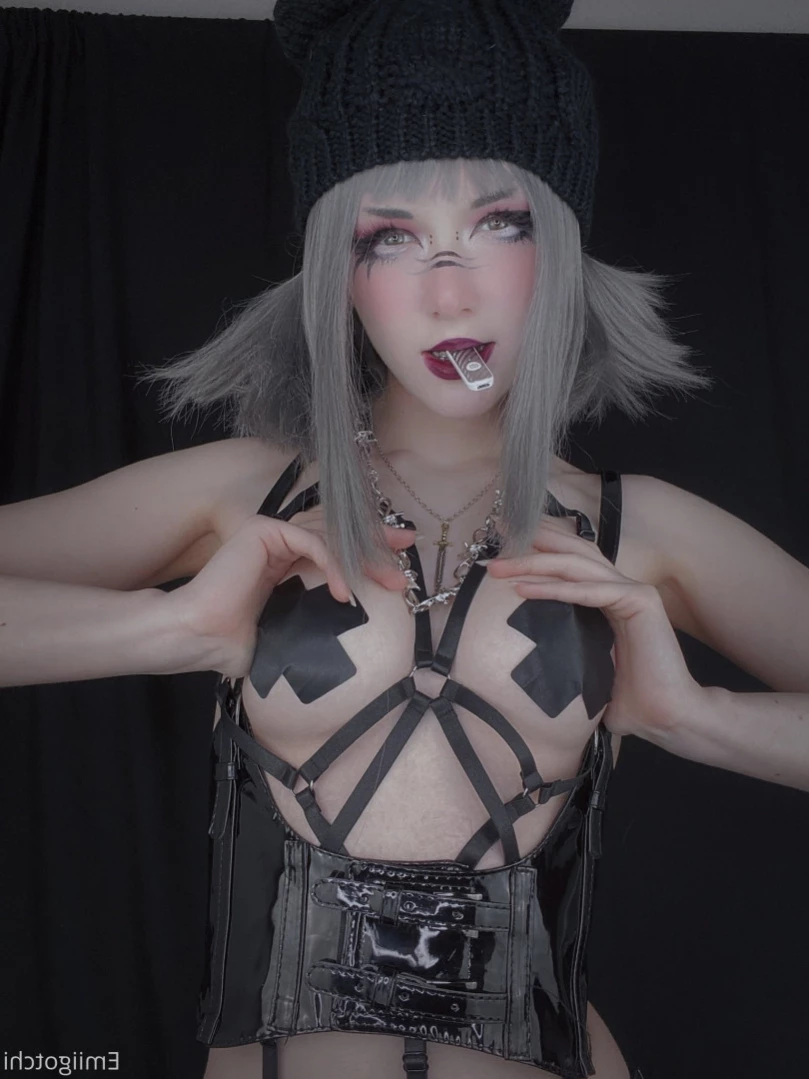 Emi [ emiigotchi ] Onlyfans leaked photo 13759531 on Hotleaks.tv