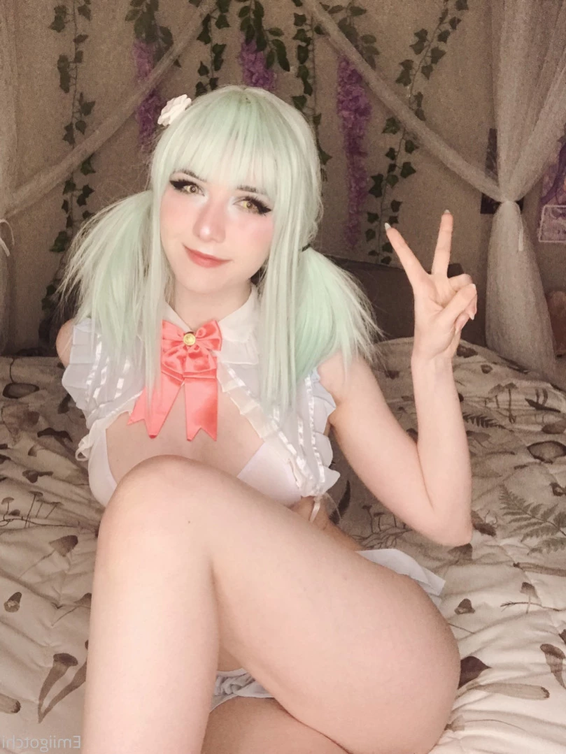 Emi [ emiigotchi ] Onlyfans leaked photo 14008542 on Hotleaks.tv
