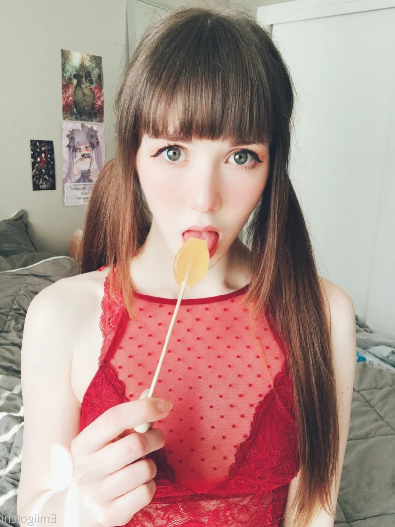 Emi [ emiigotchi ] Onlyfans leaked photo 14659887 on Hotleaks.tv