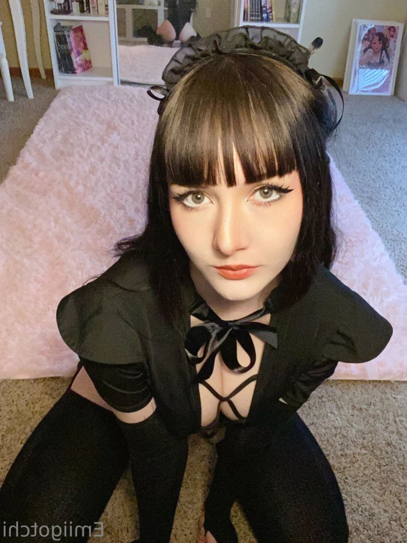 Emi [ emiigotchi ] Onlyfans leaked photo 14735656 on Hotleaks.tv