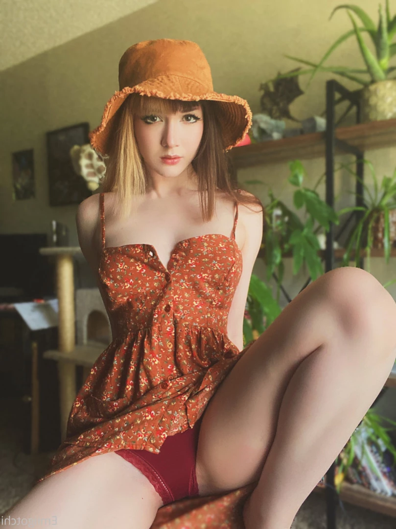 Emi [ emiigotchi ] Onlyfans leaked photo 14831104 on Hotleaks.tv