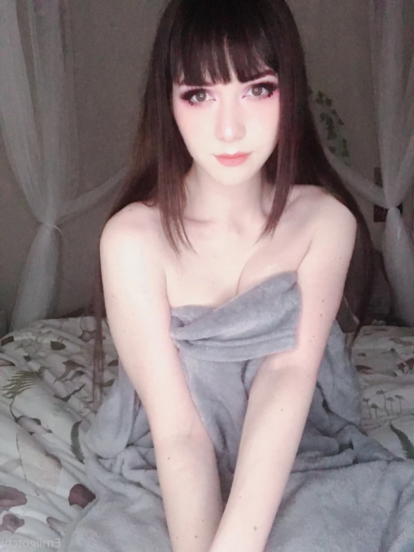 Emi [ emiigotchi ] Onlyfans leaked photo 14851008 on Hotleaks.tv