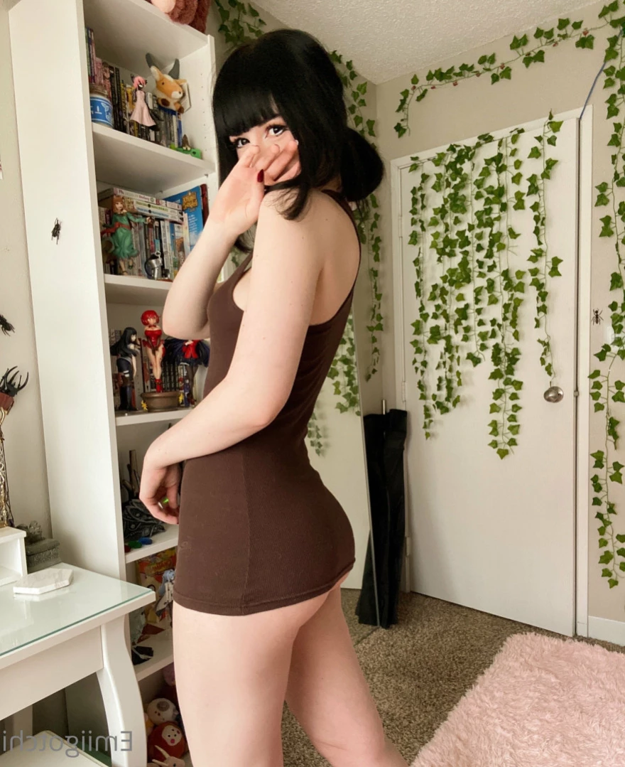 Emi [ emiigotchi ] Onlyfans leaked photo 15338514 on Hotleaks.tv
