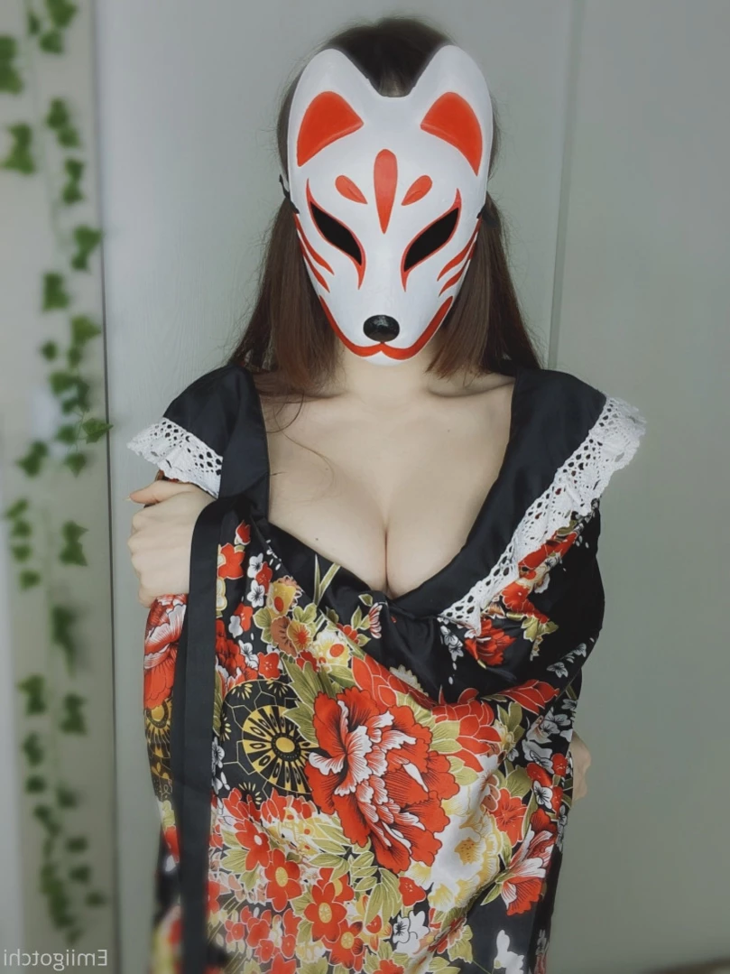 Emi [ emiigotchi ] Onlyfans leaked photo 15353183 on Hotleaks.tv