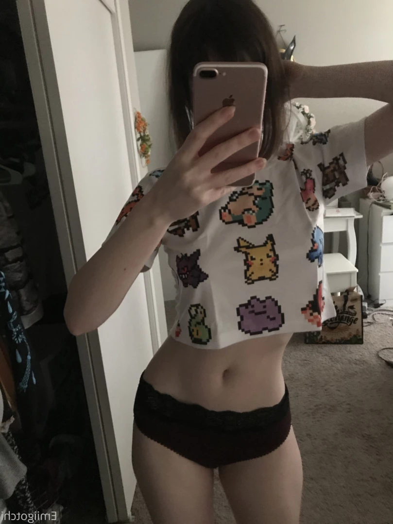 Emi [ emiigotchi ] Onlyfans leaked photo 15366272 on Hotleaks.tv