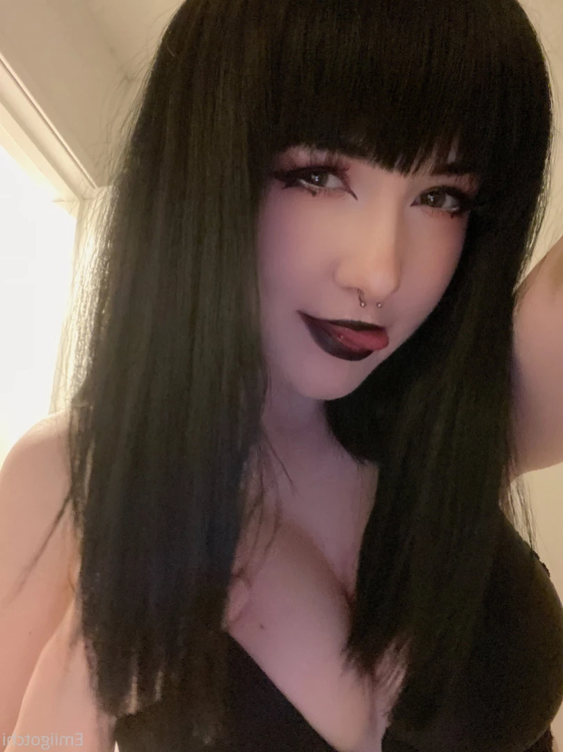 Emi [ emiigotchi ] Onlyfans leaked photo 15558844 on Hotleaks.tv