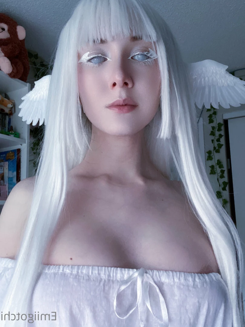 Emi [ emiigotchi ] Onlyfans leaked photo 15796041 on Hotleaks.tv