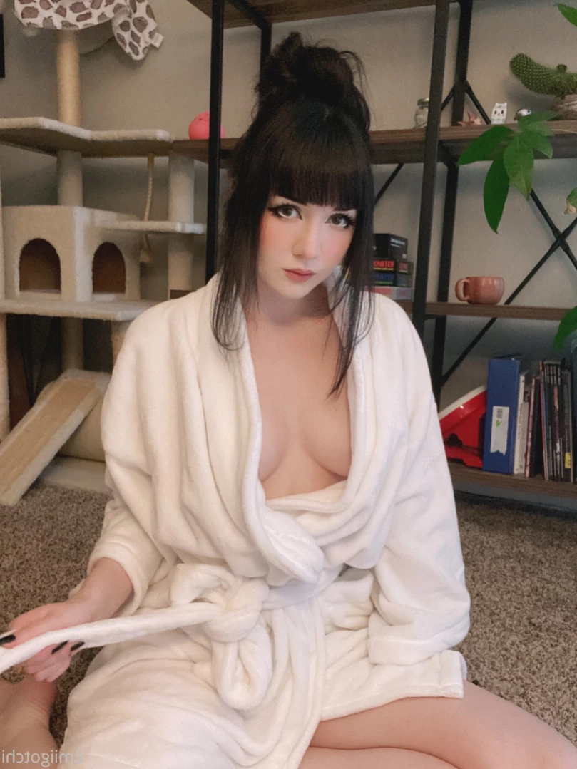 Emi [ emiigotchi ] Onlyfans leaked photo 15808262 on Hotleaks.tv