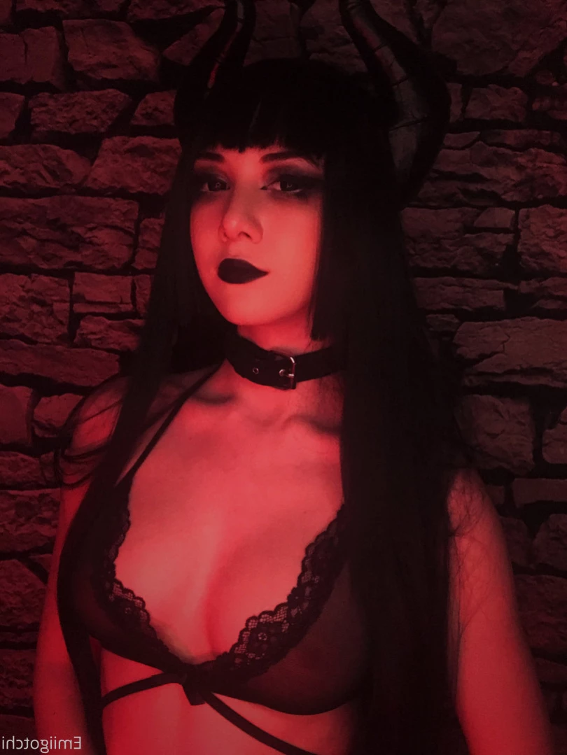 Emi [ emiigotchi ] Onlyfans leaked photo 15910771 on Hotleaks.tv
