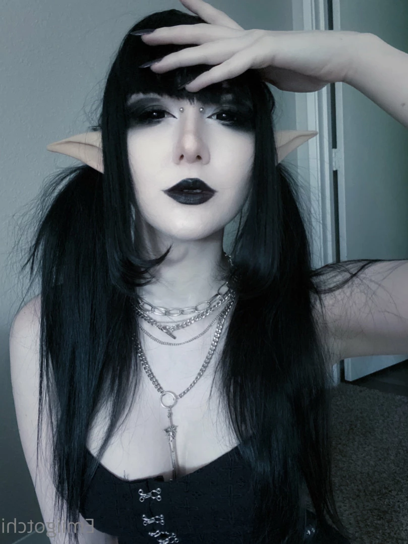Emi [ emiigotchi ] Onlyfans leaked photo 16315492 on Hotleaks.tv