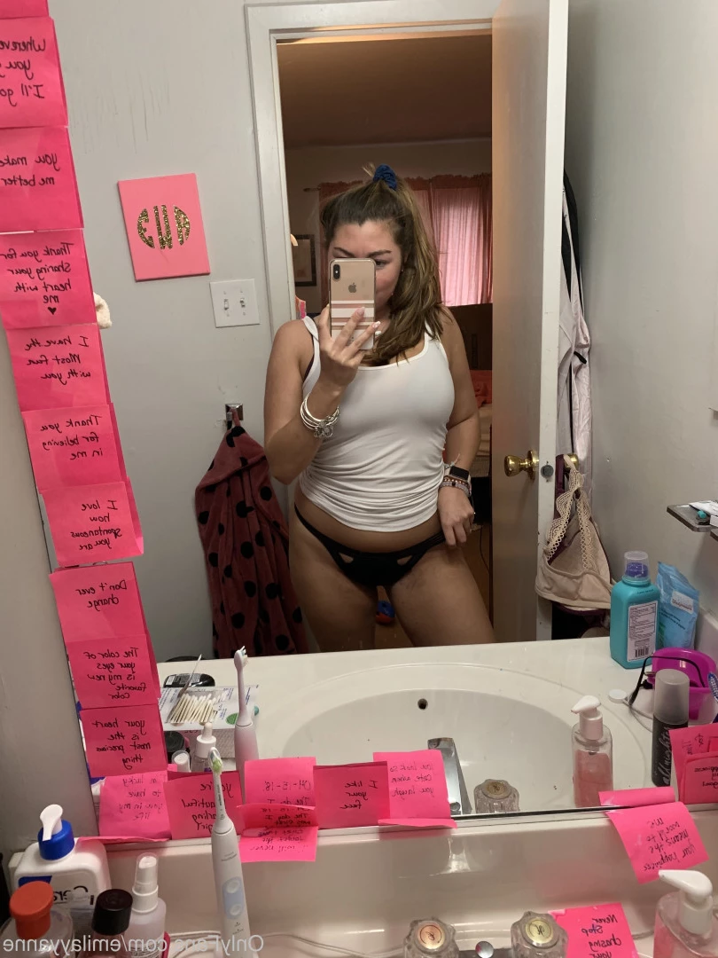 Emilayyy Babayyy 👑 [ emilayyanne ] Onlyfans leaked photo 8906233 on Hotleaks.tv