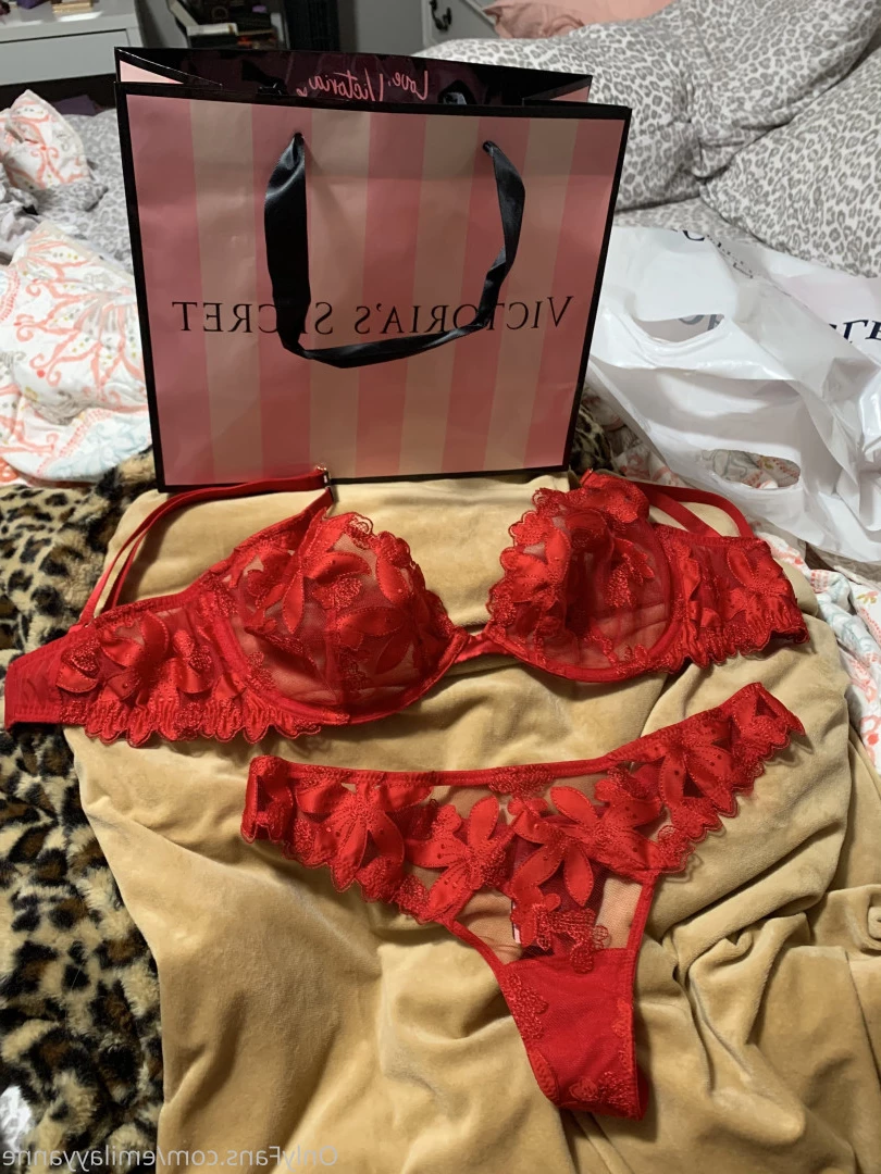 Emilayyy Babayyy 👑 [ emilayyanne ] Onlyfans leaked photo 8907021 on Hotleaks.tv
