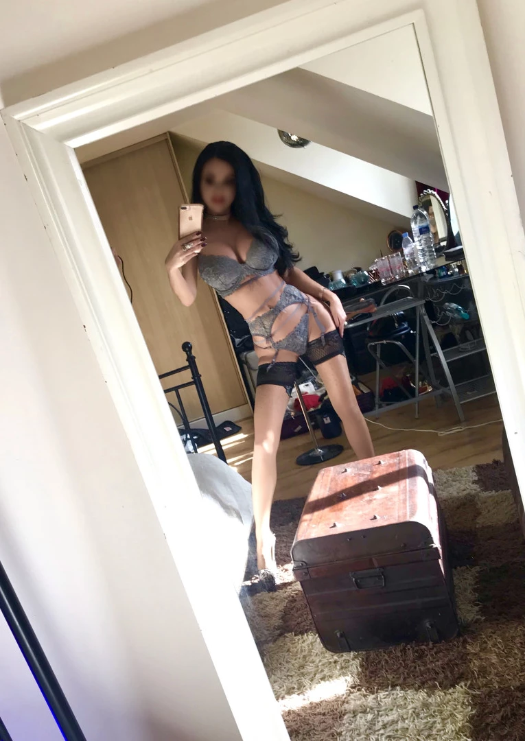 Emily Balfour [ emily_balfour ] Onlyfans leaked photo 8691676 on Hotleaks.tv