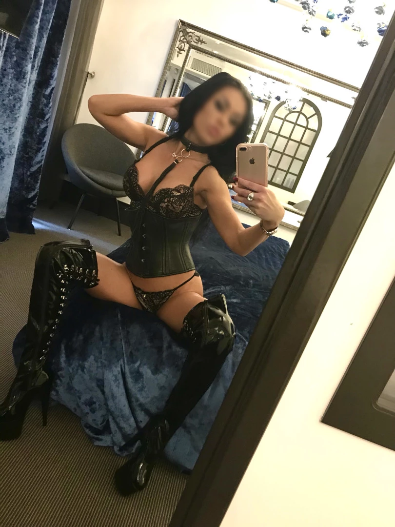 Emily Balfour [ emily_balfour ] Onlyfans leaked photo 8715809 on Hotleaks.tv