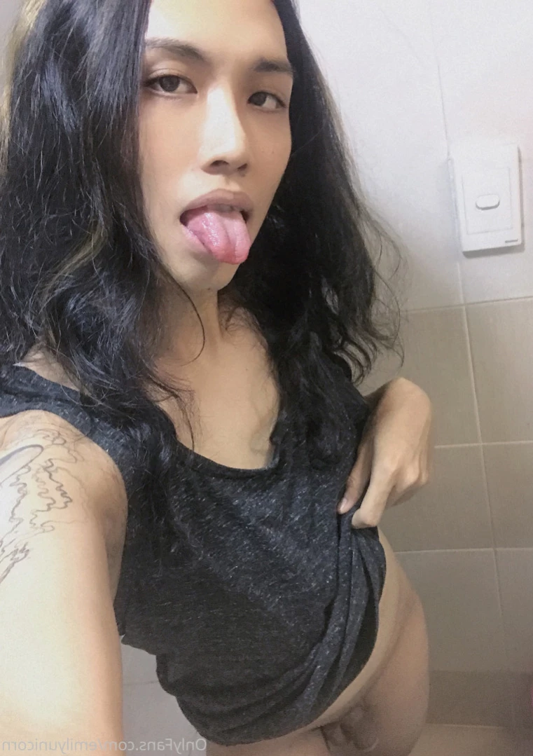Emily Yunicorn [ emilyunicorn ] Onlyfans leaked photo 12289603 on Hotleaks.tv
