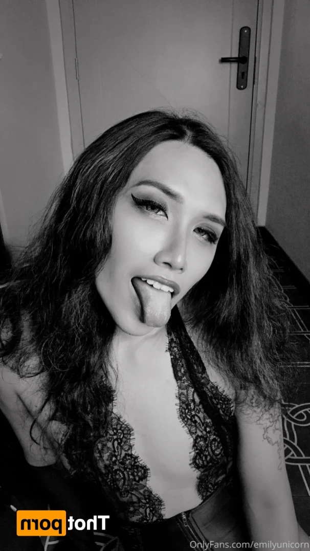 Emily Yunicorn [ emilyunicorn ] Onlyfans leaked photo 14217939 on Hotleaks.tv