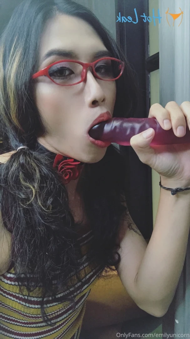 Emily Yunicorn [ emilyunicorn ] Onlyfans leaked photo 14218189 on Hotleaks.tv