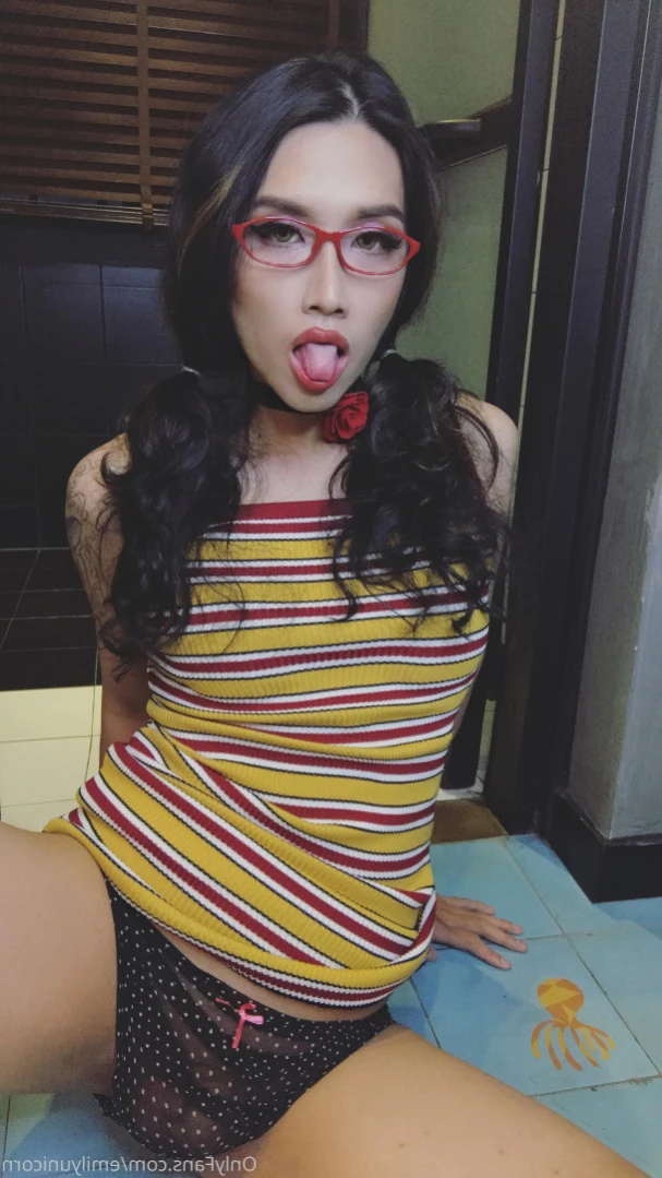 Emily Yunicorn [ emilyunicorn ] Onlyfans leaked photo 14890559 on Hotleaks.tv