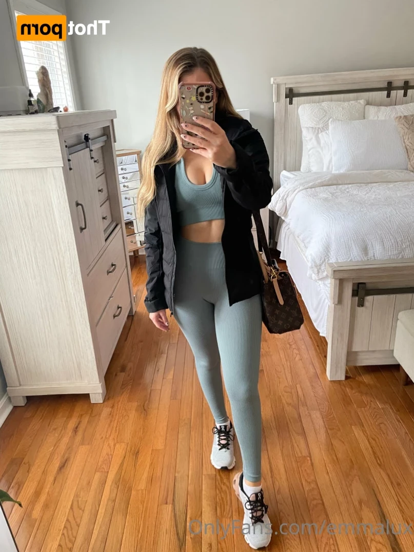Princess Emma Lux [ emmalux ] Onlyfans leaked photo 14214552 on Hotleaks.tv
