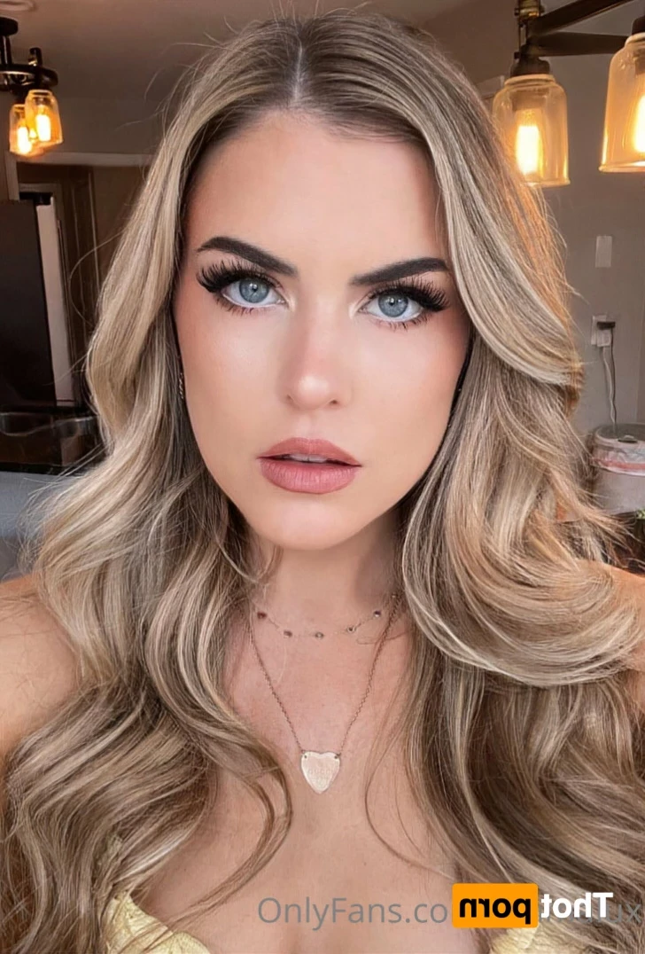 Princess Emma Lux [ emmalux ] Onlyfans leaked photo 14215093 on Hotleaks.tv