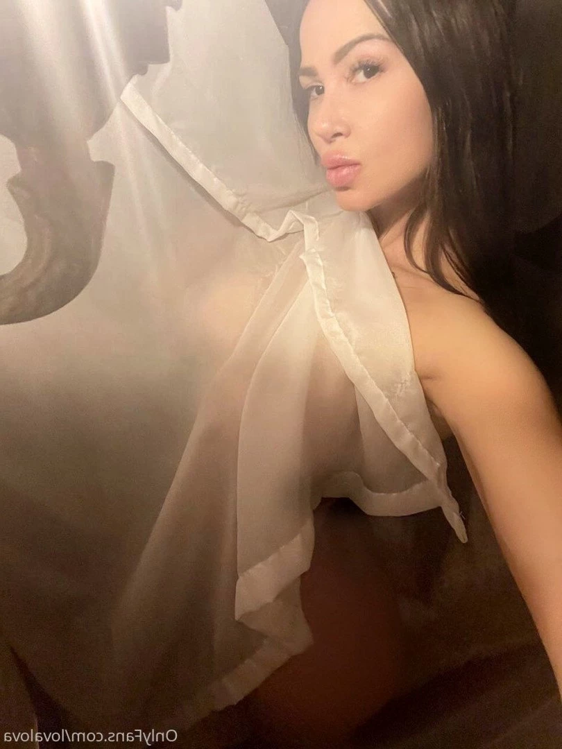 u19953509 [ lovalova ] Onlyfans leaked photo 742574 on Hotleaks.tv