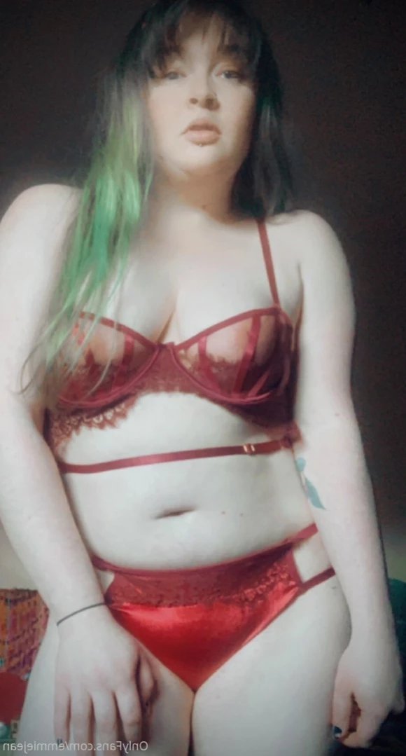 emmiejean Onlyfans leaked photo 11648048 on Hotleaks.tv