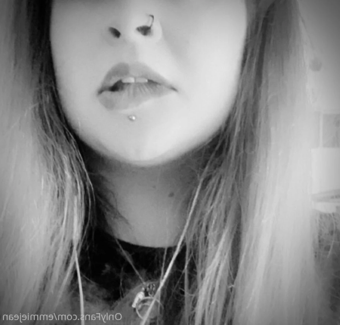 emmiejean Onlyfans leaked photo 12024616 on Hotleaks.tv