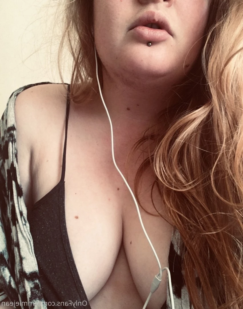 emmiejean Onlyfans leaked photo 12826822 on Hotleaks.tv