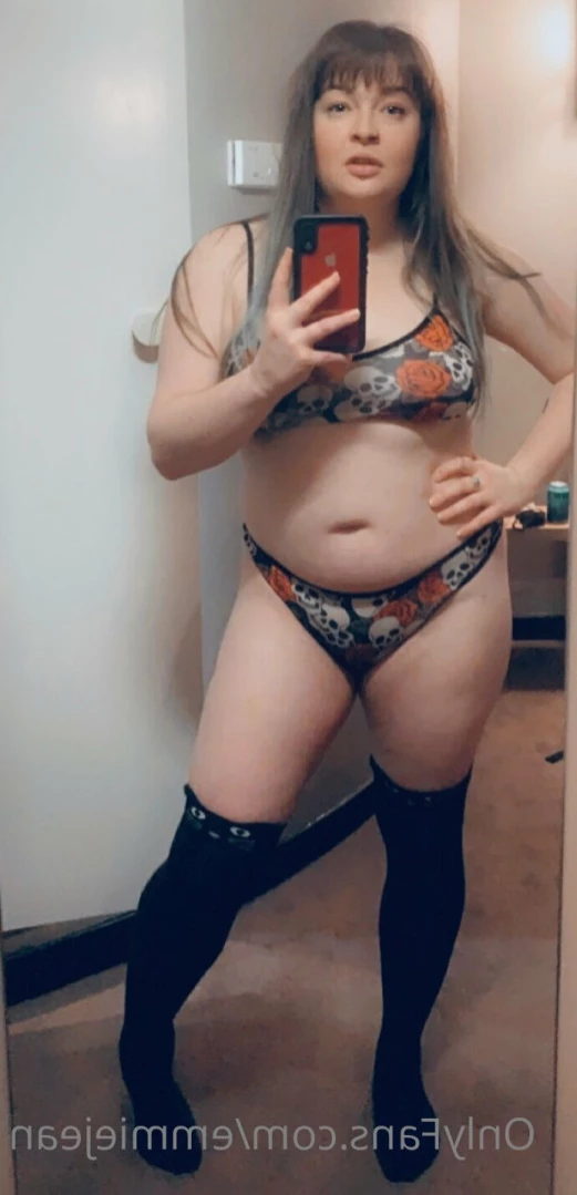 emmiejean Onlyfans leaked photo 12832935 on Hotleaks.tv