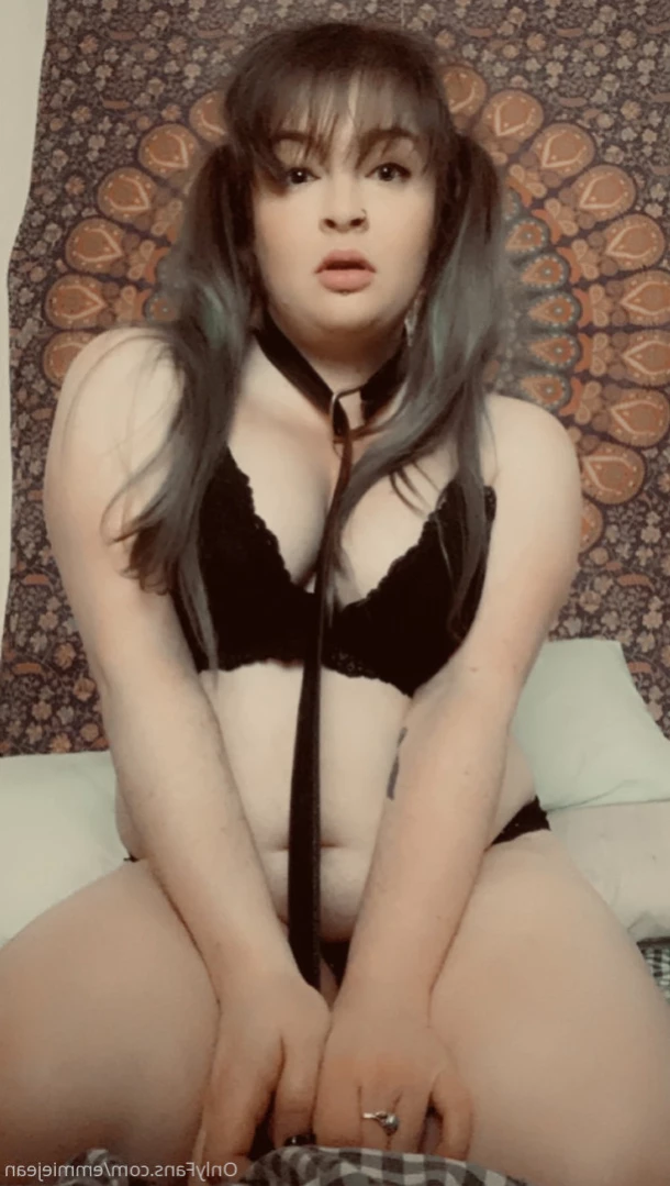 emmiejean Onlyfans leaked photo 12834590 on Hotleaks.tv