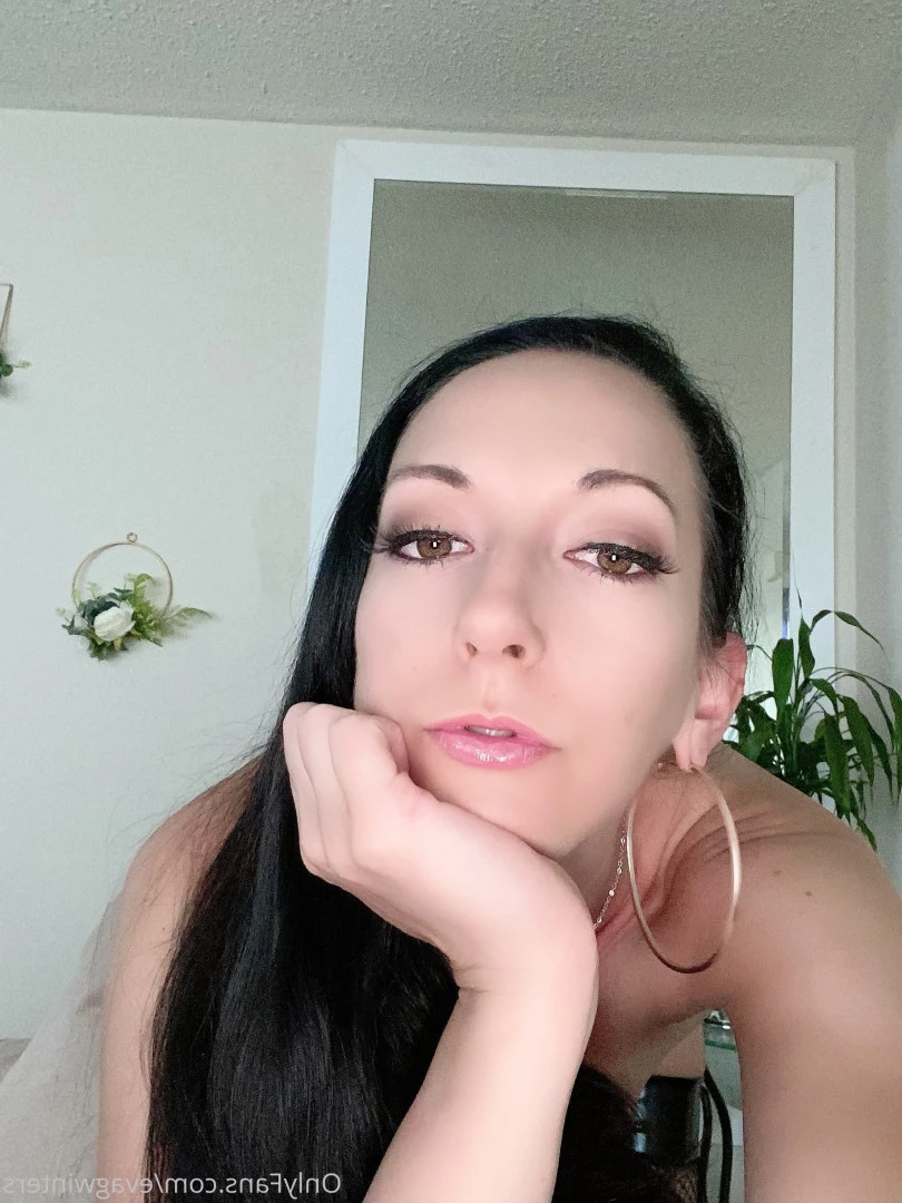 Eva Winters [ evagwinters ] Onlyfans leaked photo 9952556 on Hotleaks.tv